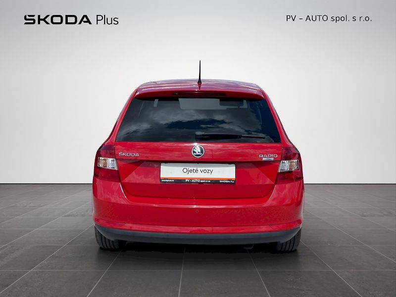 Škoda Rapid (2015) 1.2 TSI 63kW Spaceback Edition - fotka 22 z 27