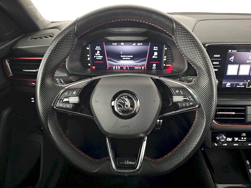 Škoda Kamiq (2022) 1.5TSI 110kW Monte Carlo komfo - fotka 8 z 31