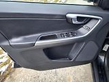 Volvo XC60 2,4 D 129kW 1 MAJITELKA - náhled 12