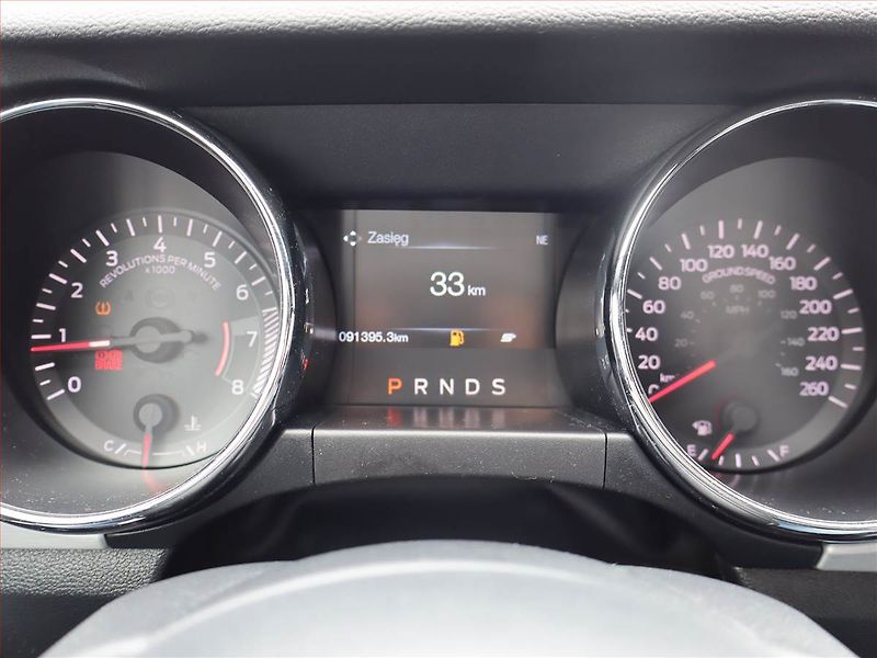 Ford Mustang (2016) 2.3 EcoBoost - fotka 11 z 17