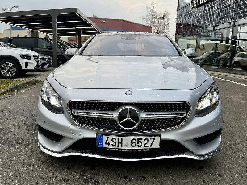 Mercedes-Benz Třídy S (2015) 500 4MATIC kupé - fotka 2 z 51