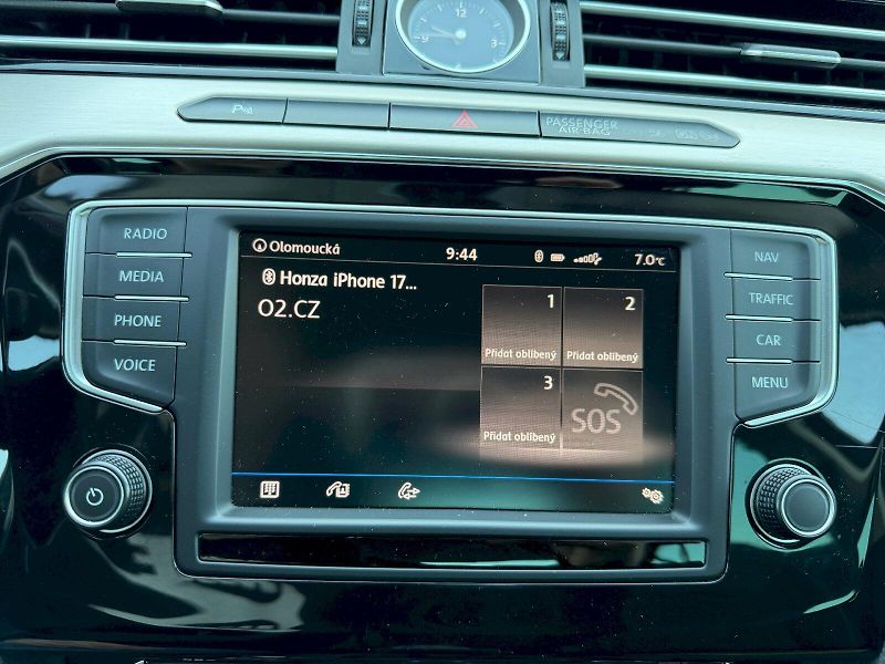 Volkswagen Passat (2016) 2.0 TDI 110kW HighLine - fotka 22 z 35