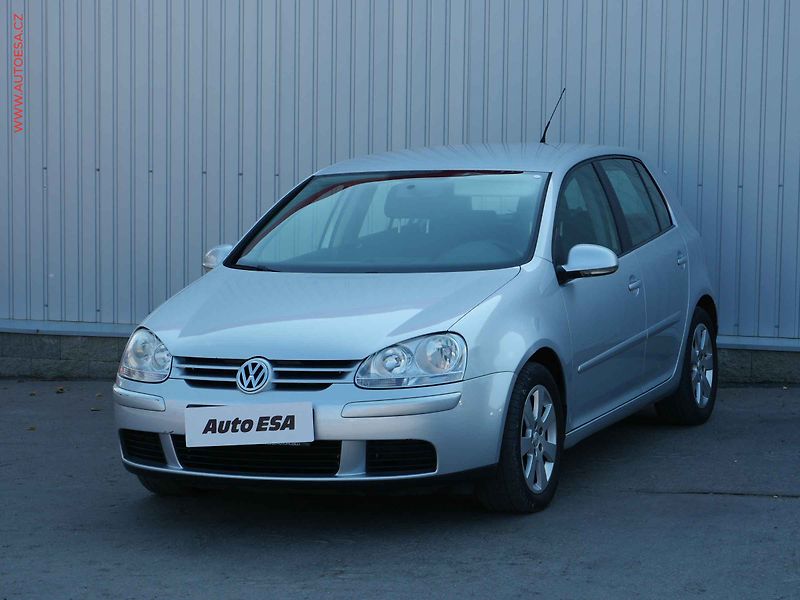 Volkswagen Golf (2007) 1.6i, AC - fotka 3 z 12