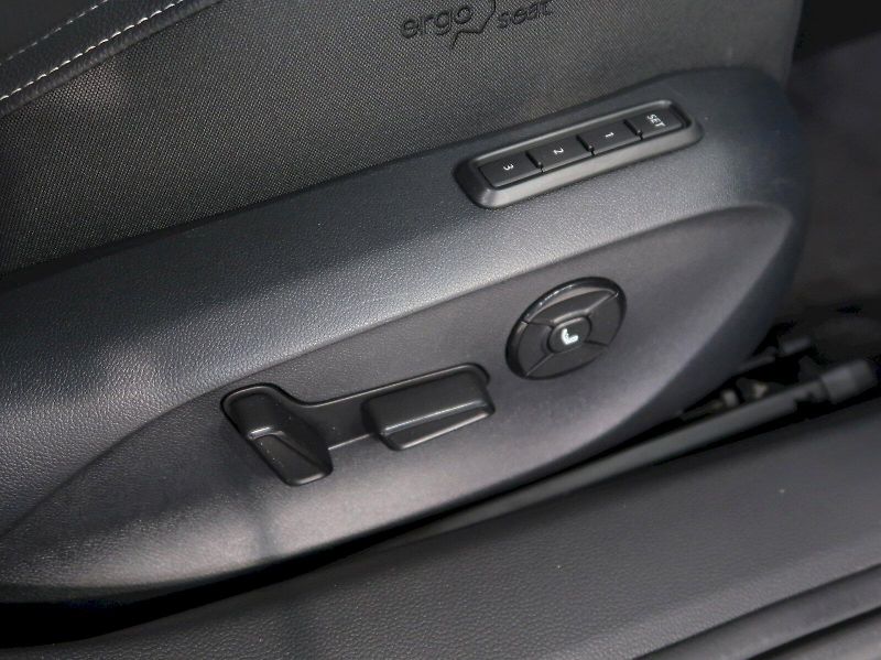 Škoda Superb (2026) SPORTLINE 2.0TDI 142KW 4x4 DSG - fotka 15 z 48