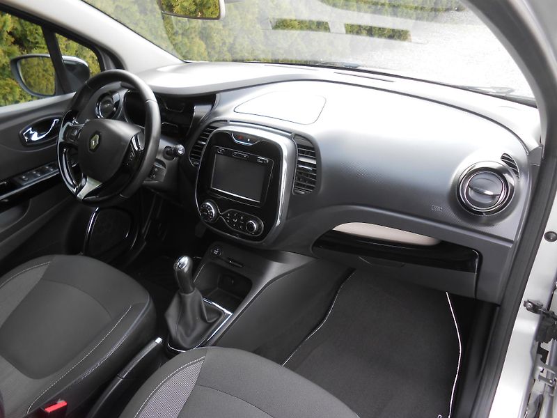 Renault Captur 1.5DCi-NAVI,Chrom, Alu - fotka 16 z 38