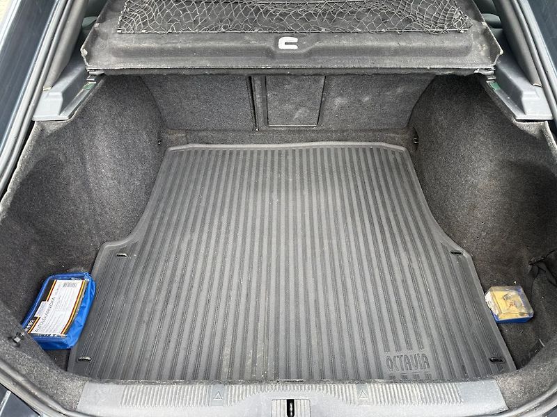 Škoda Octavia (2006) - fotka 7 z 42