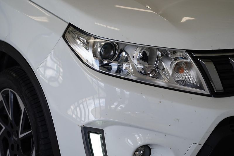 Suzuki Vitara - fotka 9 z 22