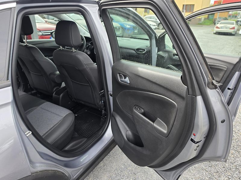 Opel Crossland X 1.2 T  - fotka 7 z 14