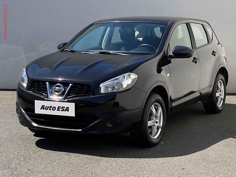 Nissan Qashqai (2013) 1.6, Visia, +ALU - fotka 3 z 16