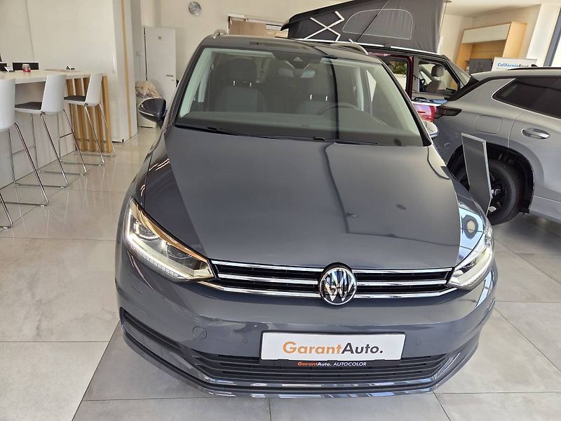Volkswagen Touran (2026) 1.5 TSI DSG 7míst PEOPLE - fotka 2 z 34
