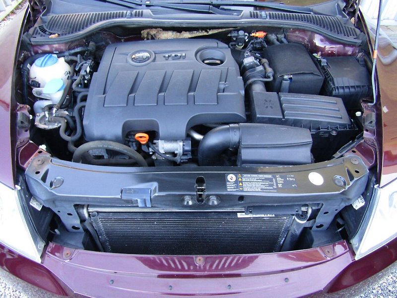 Škoda Octavia (2010) 1.6 TDI 77kW  DSG - fotka 34 z 34
