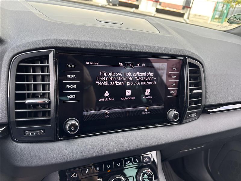 Škoda Karoq 1,5 TSI  110kW Sportline - fotka 40 z 51