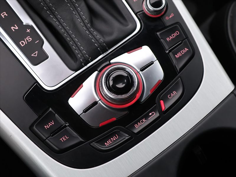 Audi A5 2,0 TDI 140kW quattro S-tronic - fotka 21 z 29