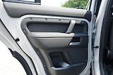 Land Rover Defender (2026) 110 X-Dynamic SE P300e       - náhled 20