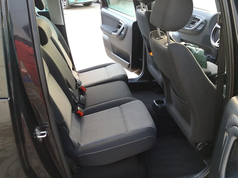 Škoda Roomster 1.2TSi,63kW,ESP,DIG.KLIM,VÝHŘE - fotka 21 z 25
