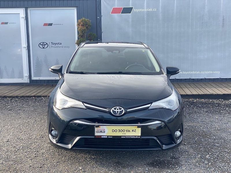 Toyota Avensis 2.0D, ČR, Trend, tažné, navi - fotka 3 z 18