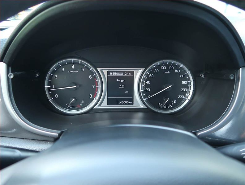 Suzuki Vitara (2017) 1.6 VVT, 4X4, Kůže, Navi - fotka 11 z 15