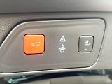 Peugeot 3008 (2018) Allure 1,2 PureTech 130k Man6 - náhled 8