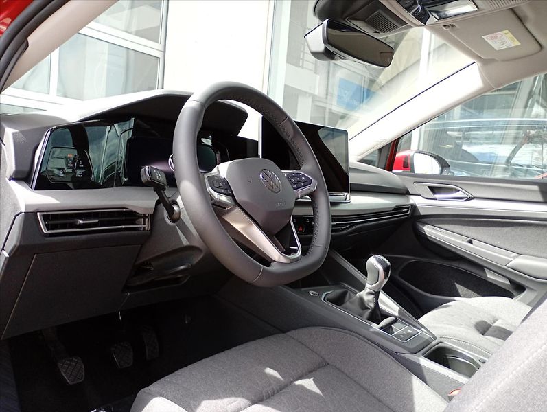 Volkswagen Golf Variant (2026) 1,5 TSI 85kW 6G  People - fotka 14 z 20