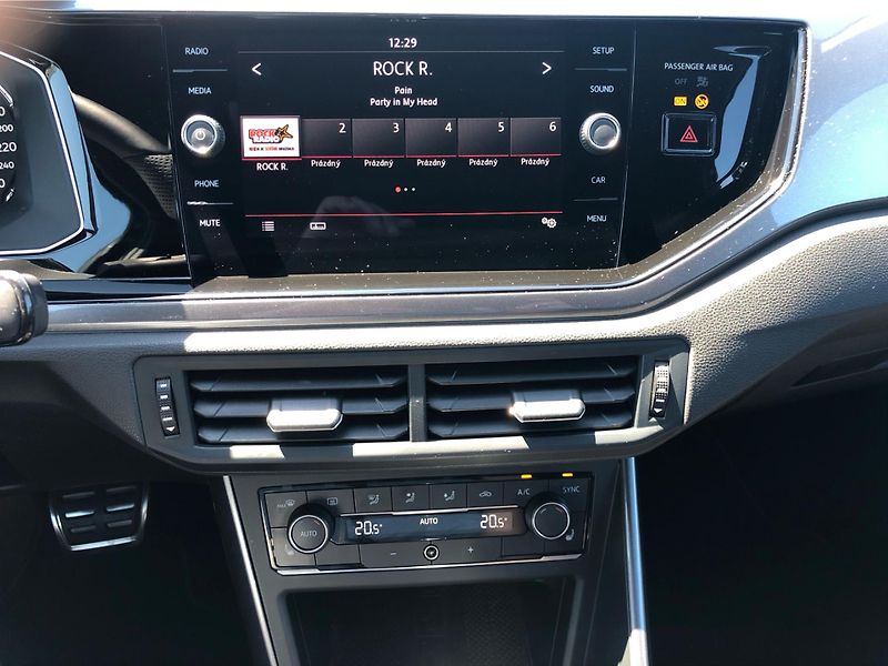 Volkswagen Polo GTi 2.0 TSi DSG 6st. - fotka 19 z 26