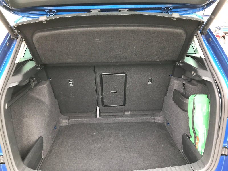 Škoda Karoq (2025) 1.5 TSI / 110 kW / 7DSG / Top - fotka 7 z 29
