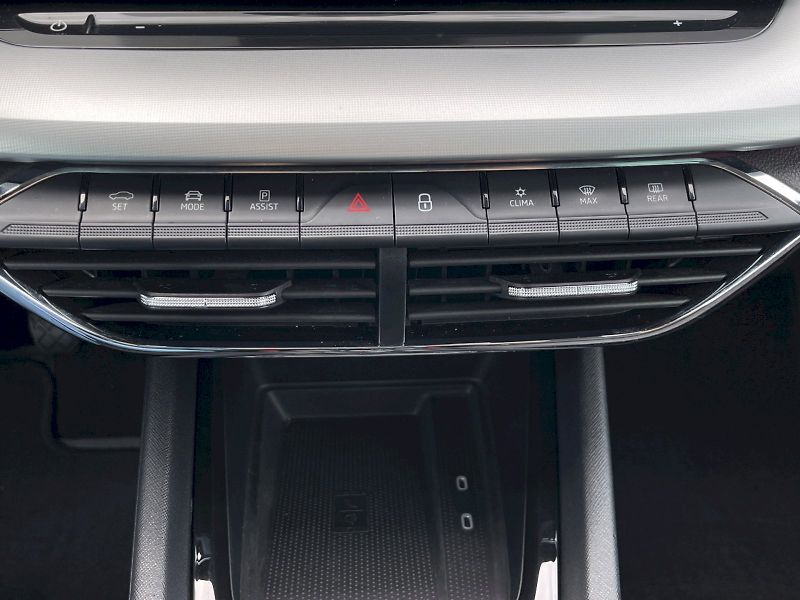 Škoda Octavia (2023) 1.5 TSI 110kW Style Plus - fotka 13 z 35