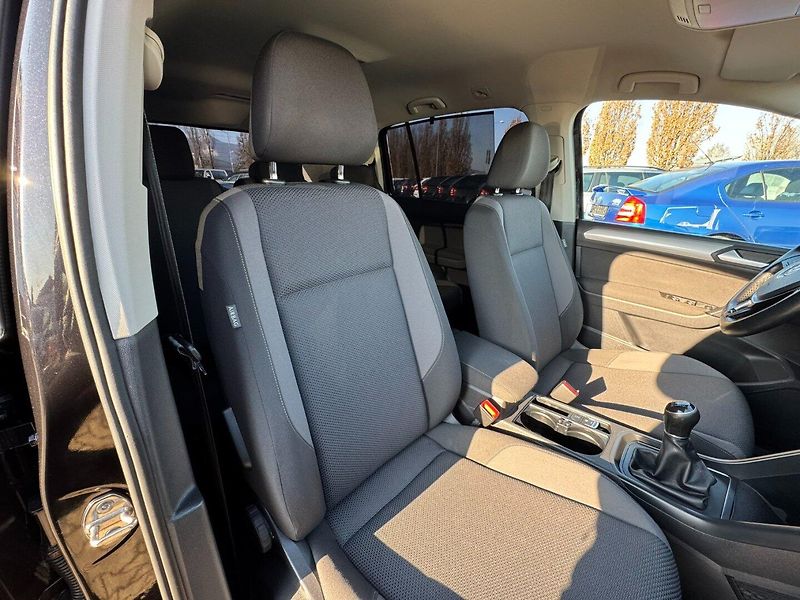 Volkswagen Touran (2016) 1,6 TDI 85 KW STK NAVI TAŽNÉ - fotka 39 z 50
