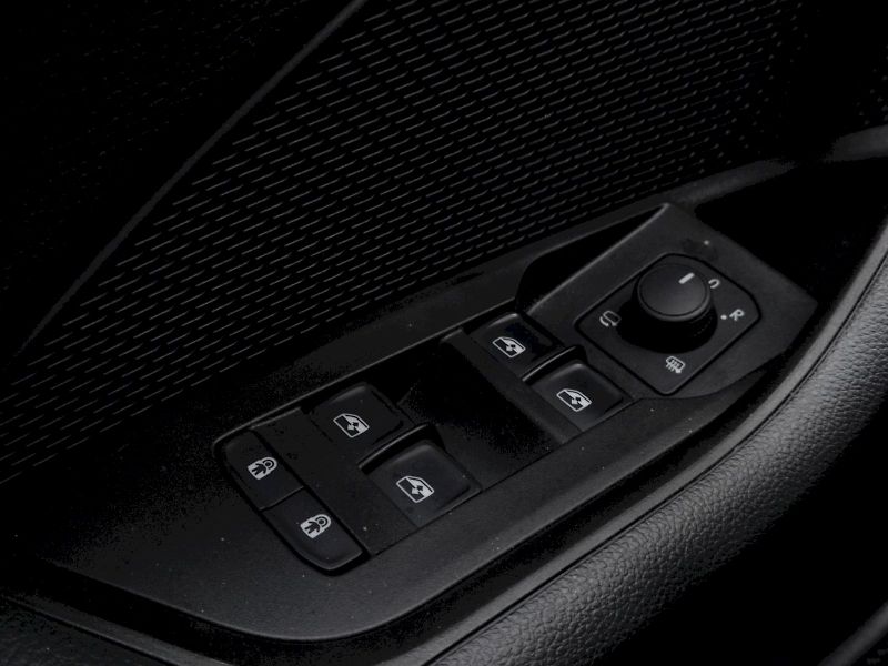 Škoda Octavia (2025) combi RS 2,0 Tsi 195 Kw DSG - fotka 32 z 44