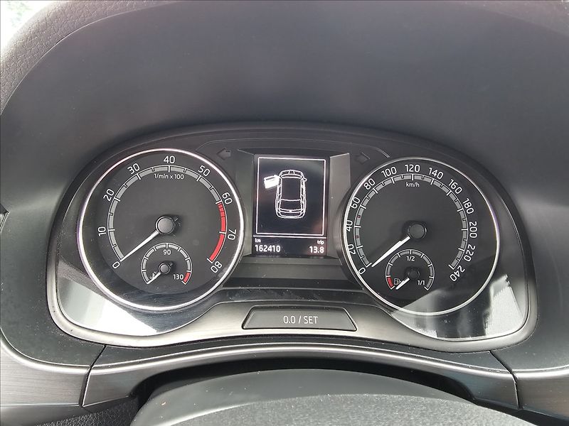 Škoda Fabia III 1,0TSi 81KW Drive - fotka 15 z 44