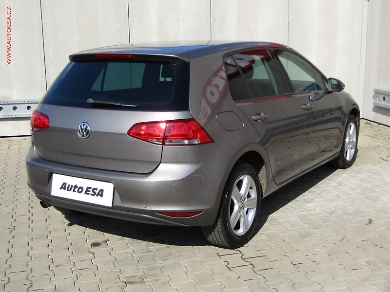 Volkswagen Golf (2013) 1.2 TSi VII, Comfortline, - fotka 4 z 20