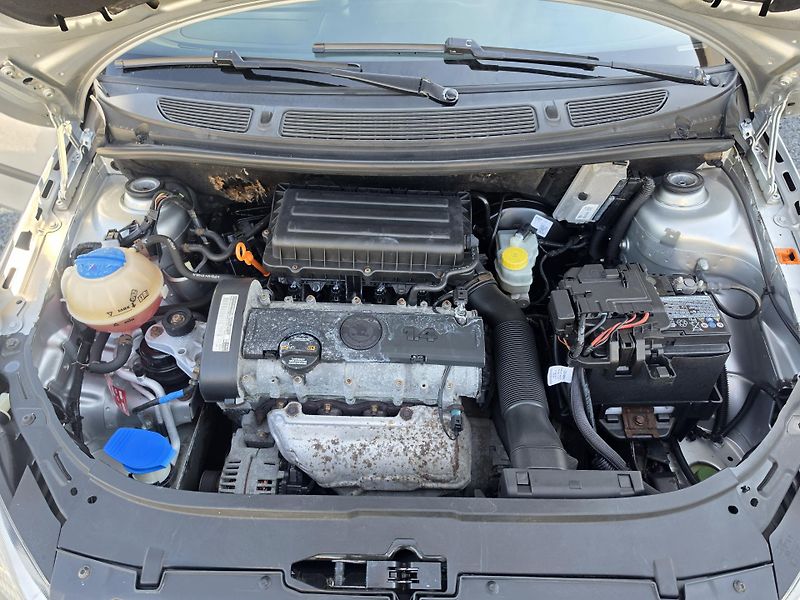 Škoda Fabia 1.4 16V 63kw  - fotka 18 z 24