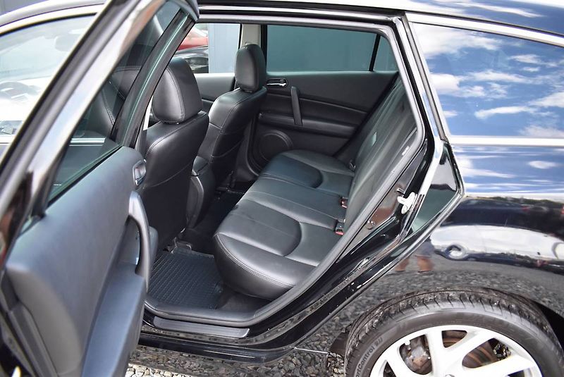 Mazda 6 2,5 16V    SPORT+,BOSE,1.M,TOP - fotka 20 z 22
