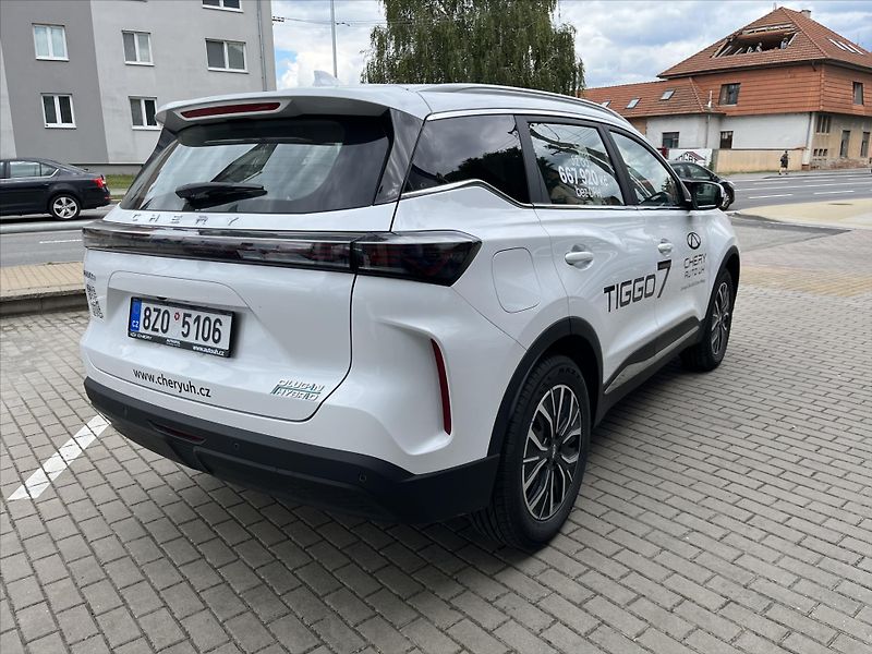 Chery Tiggo 7 PHEV 1,5   Family Edition - fotka 7 z 11