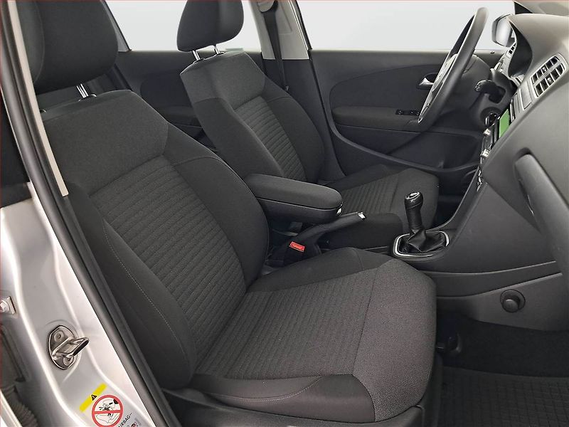Volkswagen Polo (2012) Comfortline 1.2 TSI, Tempomat - fotka 9 z 18
