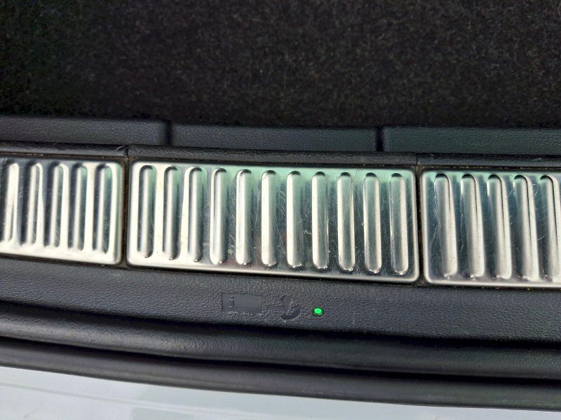 Škoda Superb (2021) Combi L&K DSG 4x4 2,0TDi 147kW - fotka 35 z 35