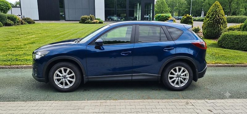 Mazda CX-5 2.0 benzin 121 kw Rezervace - fotka 23 z 37