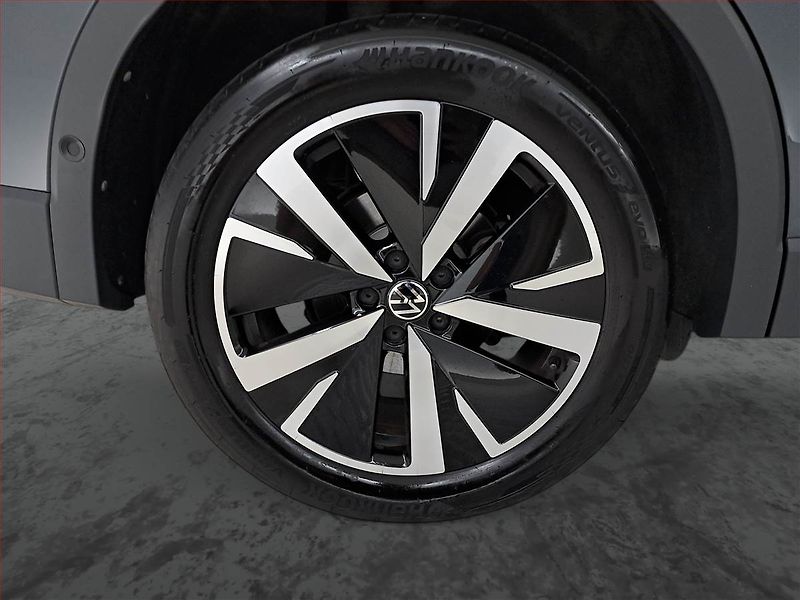 Volkswagen Tiguan (2025) 1.5 eHybrid - fotka 15 z 22