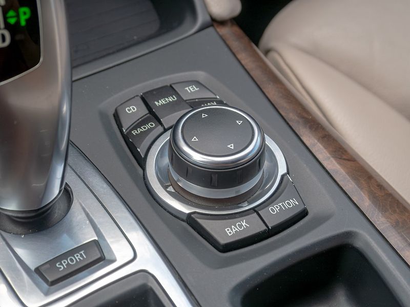 BMW X6 (2010) ČR 3.0D 225KW – PĚKNÁ - fotka 36 z 60