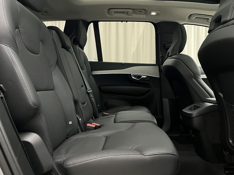 Volvo XC90 B5 AWD BRIGHT PLUS 7 MÍST AUT - fotka 23 z 50