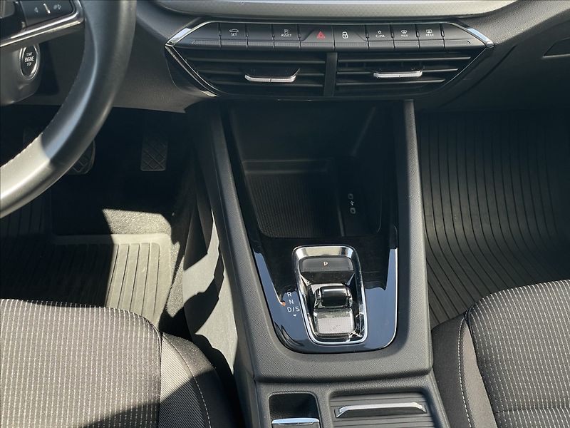 Škoda Octavia 2,0 TDI DSG Ambition Plus LED - fotka 13 z 23