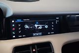 Porsche Taycan Sport Turismo, Pano, Matrix - náhled 38