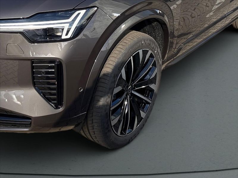 Volvo XC90 (2026) 2,0 T8 Plus Dark  2330 - fotka 6 z 13