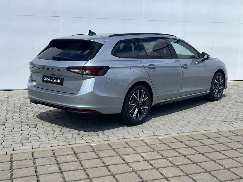 Škoda Superb (2025) Sportline DSG 2,0TDI - fotka 5 z 6