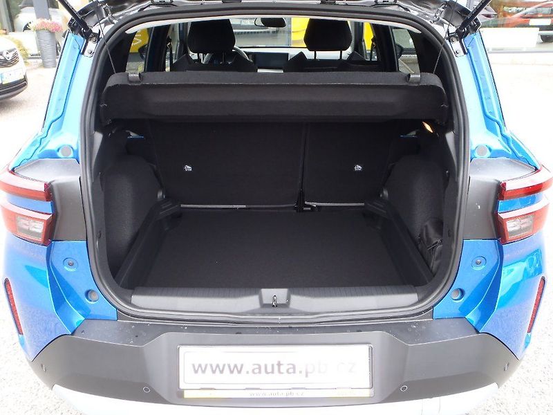 Opel Frontera Hybrid GS 1.2 Turbo 81kW - fotka 32 z 33