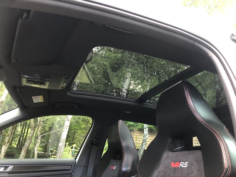 Škoda Kodiaq (2021) 2.0 TDI RS 176KW 4x4 - WEBASTO - fotka 17 z 22
