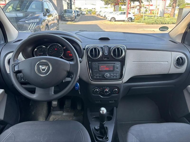 Dacia Lodgy 1,2 TCe - fotka 17 z 22