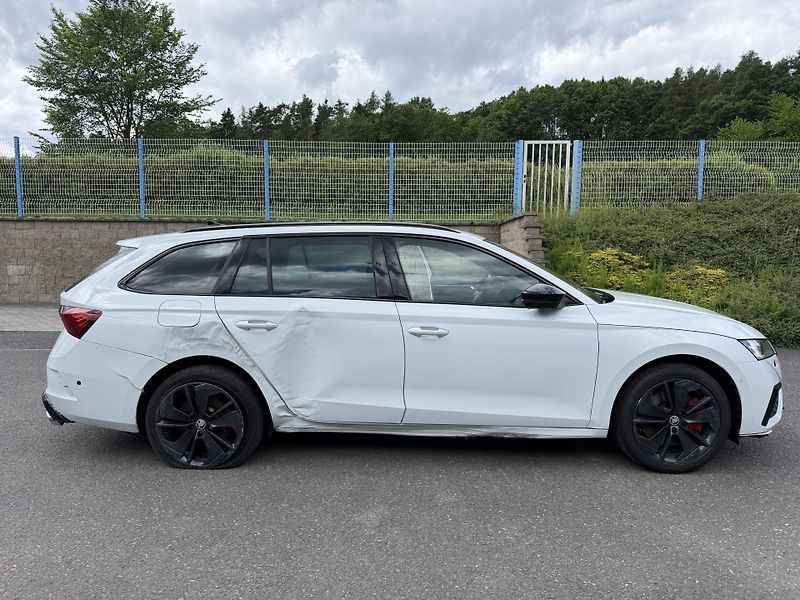 Škoda Octavia Kombi RS HYBRID 180kW aut.  - fotka 3 z 23