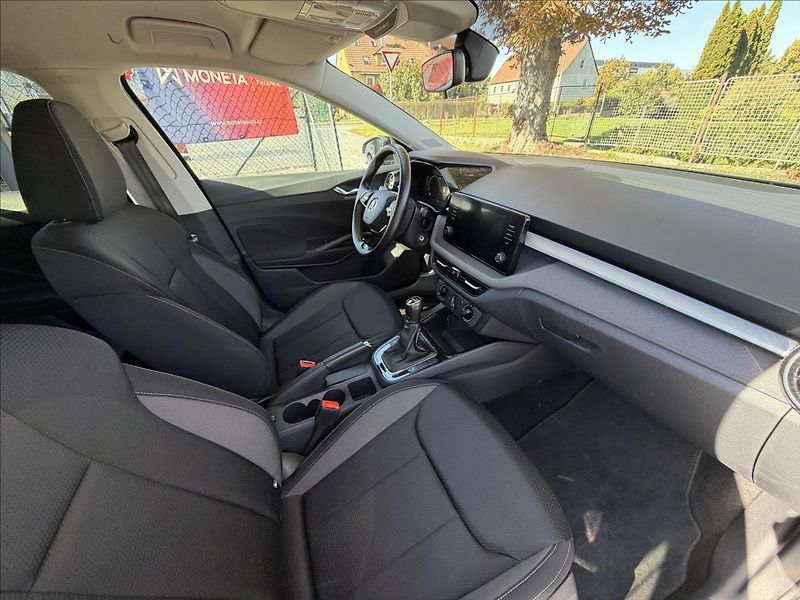 Škoda Fabia 1,0 TSi DPH 60t km  Matrix LED - fotka 30 z 50