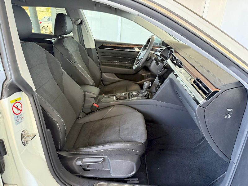 Volkswagen Arteon Shooting Brake (2022) Elegance 2.0 TDI/ 147 kW DSG7 - fotka 27 z 29