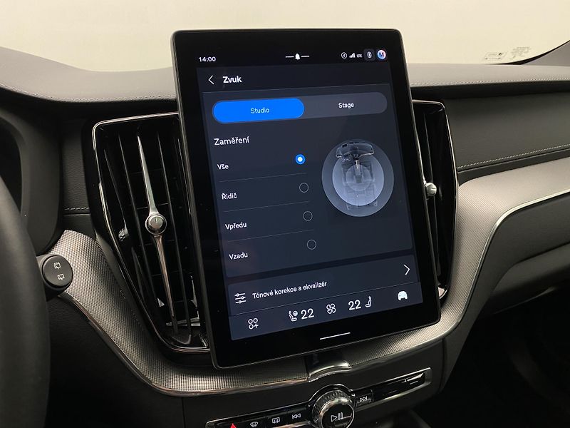 Volvo XC60 T8 AWD RECHARGE REZERVACE - fotka 57 z 65